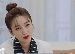 明星大揭秘：新恋情曝光引发网友热议！