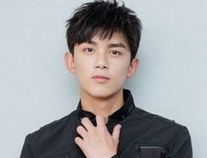 从闪光灯到风口浪尖：娱乐圈大瓜时间线回顾🍿