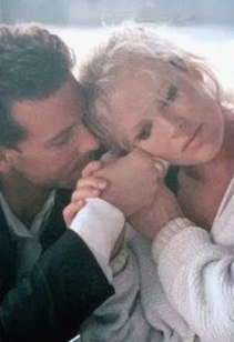 亲姐姐身穿蕾丝后妈裙引爆热议，剧情尺度与服装细节全揭秘