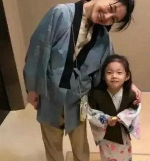 国产小视频引领新潮流，背后隐藏的变革与影响